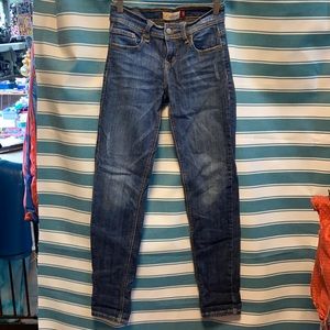 Eunina stretchy ultra slim jeans